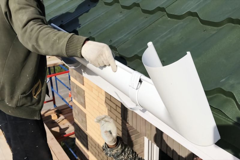 Vinyl Gutters Installation detail